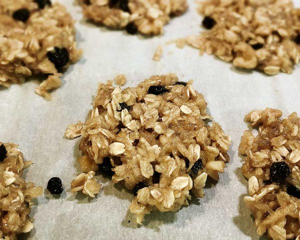 Bakeless Apple Walnut Oatmeal Cookies